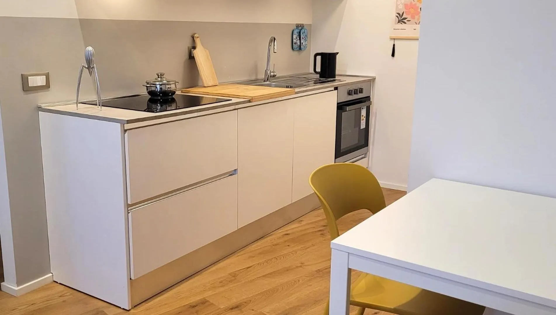 La Milanese, Appartamento Moderno Con Balcone - Metro Isola A 2 Min 意大利